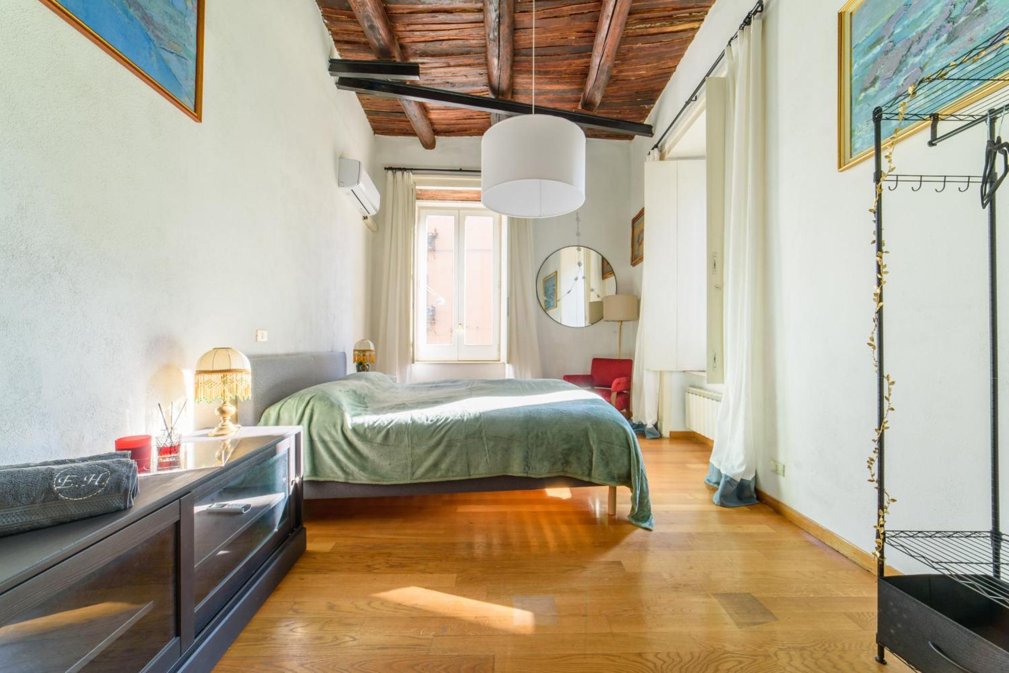 Evaref House Naples
